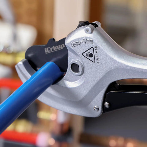 Heavy Duty One Hand Ratchet Pipe Cutter For PEX PVC And Plastic Hose Up To 2-1/2 Inch Aluminum Body With SK5 Blade in use