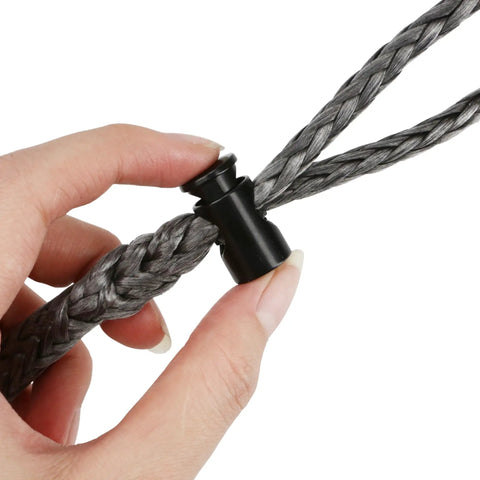 Hand holding connector on 4 Pcs Climbing Stick Aiders For Hunting Daisy Chain Single Step Aider 800 Lb Capacity Hand Braided Lightweight Rope