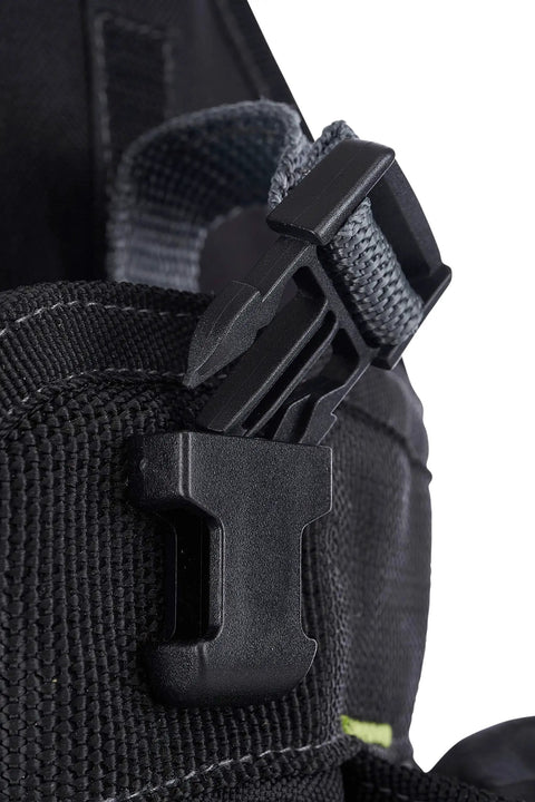 Close-up of buckle on Electrician Tool Pouch With Belt Clip And Multi Pocket Utility Bag For Pro Builders Durable Construction Organizer