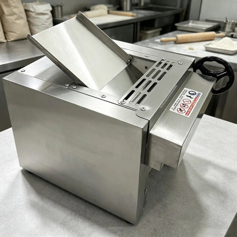 Heavy Duty Commercial Electric Dough Roller And Sheet Machine Features 2200W Motor For Uniform Pizza Base Baking Sprocket Drive Pressing System stainless steel construction.