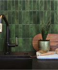 Modern kitchen with Peel And Stick Backsplash Tile Set, 5 Sheets Of 11.43 X 9 Inches, 3D Adhesive, No Glue Needed, Sefrou Green Finish.