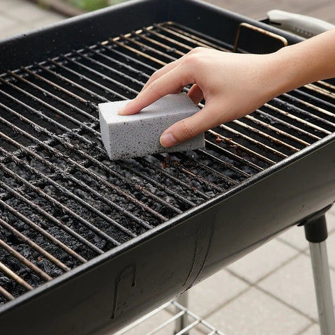 Cleaning grill with pumice stone from 4 Pack Pumice Stone Grill Cleaning Bricks For Grills Ovens Stoves Barbecues Pans And Racks Heavy Duty Non Scratch Cleaner