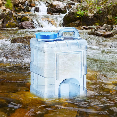 15 Liter Camping Water Container With Lid For Outdoor Use, Food Grade PC Water Jug in a stream, wide mouth, silicone seal