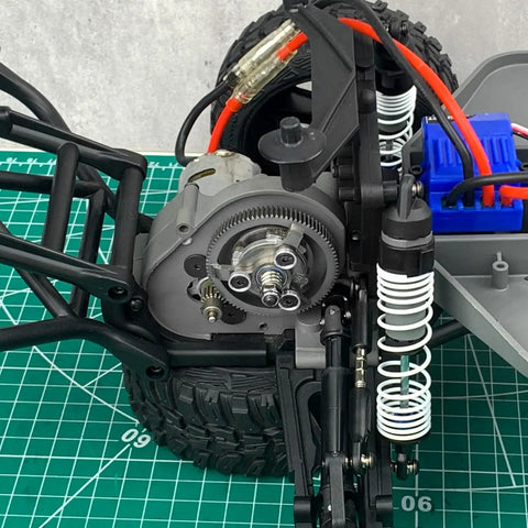 Aluminum Spur Gear Set For 1 By 10 Traxxas Slash 2WD RC Cars With 48P 74T 76T 83T 86T 90T Teeth Upgrade Parts installed in an RC car