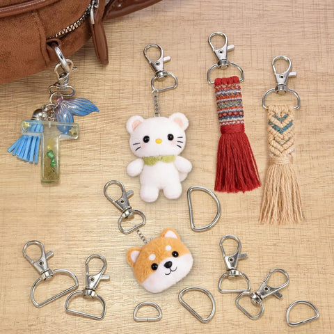 Badass Swivel Snap Hooks And D Rings Set Keychain Clips Lobster Claw Clasps for Paracord Rigging with colorful keychains.