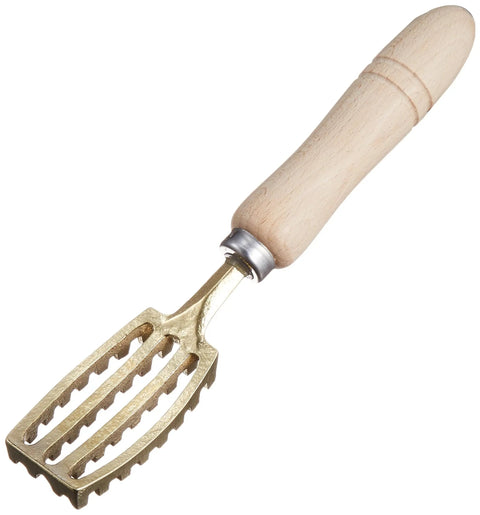 Large Silver Fish Scaler Tool For Easy Scaling, Durable Stainless Steel Ridges, Ergonomic Grip, Quick Clean Up, Perfect For Fresh Catch, Grilling, And Home Kitchen Prep