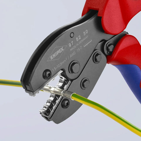 Five Position Non Insulated Wire Crimping Pliers For DIN 46267 Connectors, 1.5 To 4 Mm2 Capacity, AWG 15 To 11 closing on wire