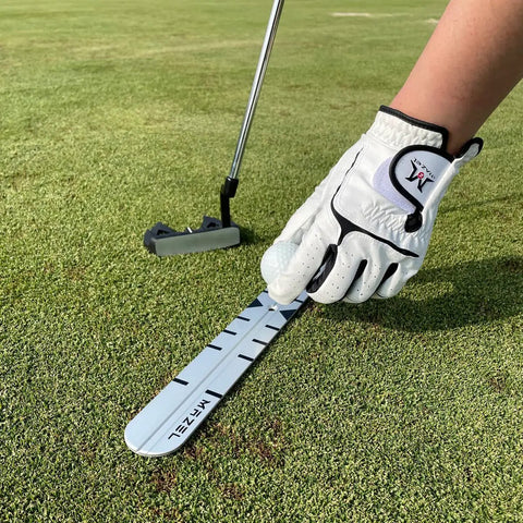Three In One Alloy Steel Golf Putting Aid Set With Alignment Rail Cup Ring And Practice Ball for precision on grass.