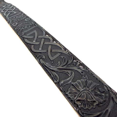 Heavy Leather Dog Collar Featuring Hand Carved Celtic Chain Design And Plush Suede Backing Tailored For Large Pooches 14 To 18 Inches Wide detailed view of black leather with intricate Celtic carvings