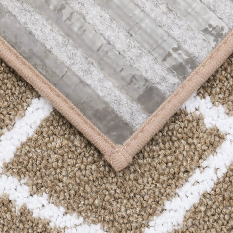 Close-up of Non Slip Stair Runners For Pets And Kids Indoor 28 By 9 Inch Stair Mats With TPE Backing 13 Piece Gray Set corner detail