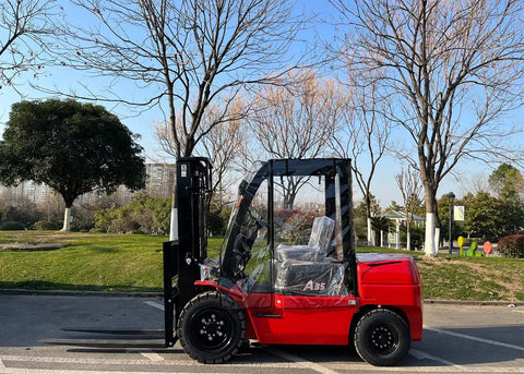 Red forklift with All Weather Forklift Cab Enclosure Cover With Heavy Duty UV Protection And Waterproof Vinyl Universal Fit