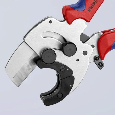 Heavy Duty PVC Pipe Cutter With Adjustable Pipe Supports For 26 To 40 mm Plastic And Composite Pipes, Ratchet Cutting In Multiple Strokes