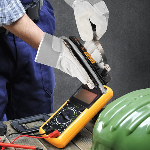 Heavy Duty Xmc Armored Cable Cutter Snips Up To 3/8 Inch Bx Ac Mc Wire With Fully Adjustable Blade for Greenfield Conduit usage.