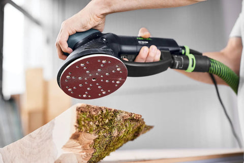 Rubin 2 P100 Grit 6 Inch Diameter Abrasive Sanding Discs for wood on orbital sander in workshop