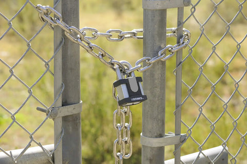 50mm Laminated Steel Padlock Kit Keyed Boron Steel Shackle Solid Steel Body Six Pack Weatherproof With Soft Touch TPE Cover