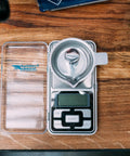 Digital Reloading Scale With LCD Blue Backlight Easy To Read 750 Grain Capacity And 0.1 Grain Accuracy Auto Calibration