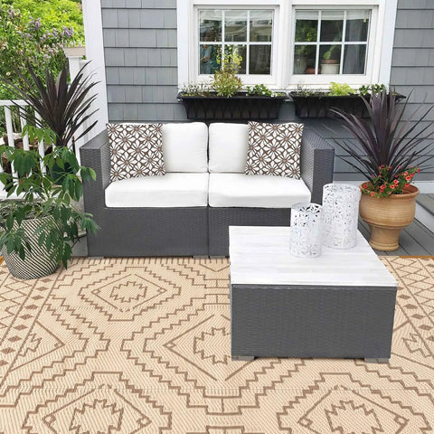 Outdoor Waterproof Plastic Straw Rug 8x10, Reversible Lightweight Carpet For RV Camping, Backyard Beach Picnic on patio