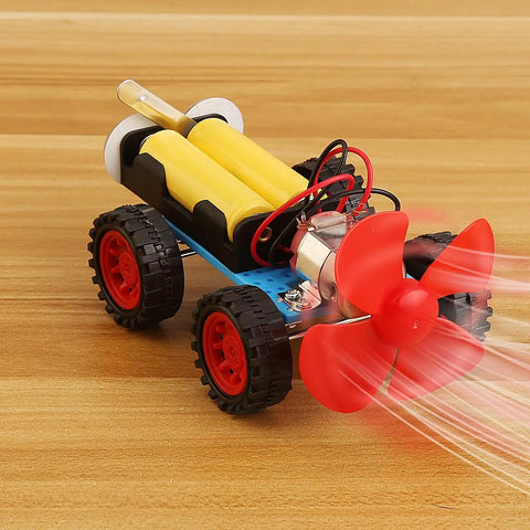 Wind Powered Car STEM Kit 5 Pack For Kids Kid Friendly Hands On Science Toys With Complete Accessories Clear Instructions And Screwdriver, assembled wind-powered car with red fan wheels