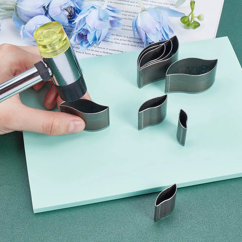 Leaf Shape Leather Punch Set With 8 Size Die Cutters For DIY leather craft, showing carbon steel tools and easy-grip hammer in use.