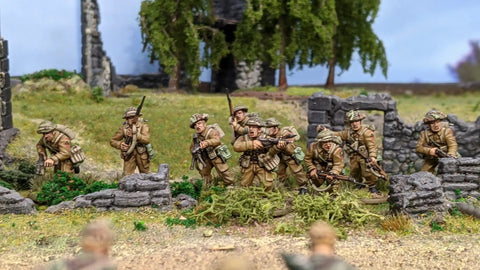 British And Canadian Army Infantry 28mm Plastic Miniatures For Bolt Action War Game 1943 To 1945 in battle scene