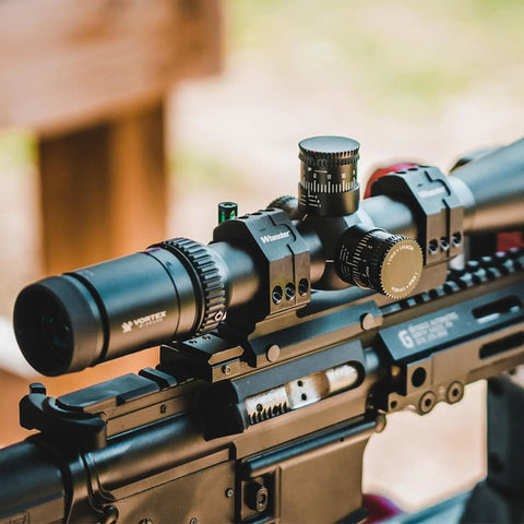 One Piece Picatinny Cantilever Scope Mount Featuring Integrated Anti Cant Indicator For Flawless Leveling Rock Solid Zero Hold And Range Ready Shootin Gear Low Base 1 40 Inch Flat Top Rings Lock Tight For Bullseye Accuracy on tactical rifle