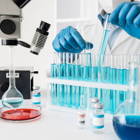 10mL Injection Vials With Self Healing Port And Sealed Cap Clear Glass With Transparent Design For Easy Visual Checks Secure Seal No Fuss Spill Proof For Multi Use Sampling, lab rack view