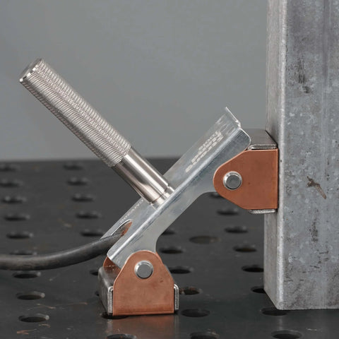 Hi-Temp Grounding Magnetic V-Pad With Pure Copper Contact For Welding Fixtures And Grounding, 500 Amp Rated Current, 20 Lb Force