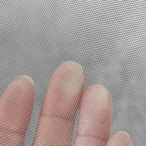 "Pro Grade 304 Stainless Steel Woven Wire Mesh Screen Built Tough For Filtration And Screening 200 Mesh 75 Micron Fine Filter Cloth close-up"