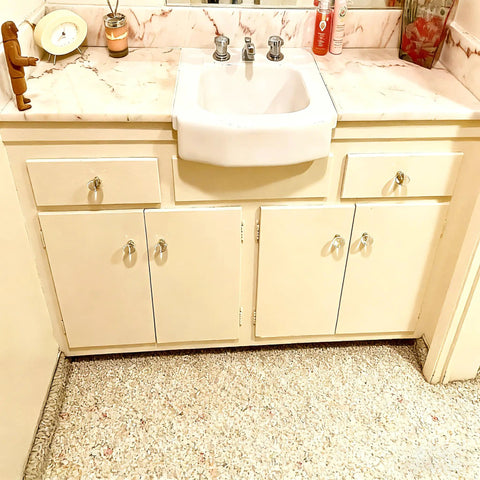 Bathroom cabinet with Two Pack Crystal Cabinet Knobs 45mm Diamond Cut Clear Glass Oval Egg Shaped Drawer Pulls With Alloy Base