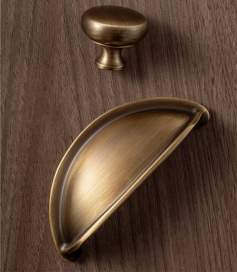 U Shaped Antique Brass Brushed Furniture Handle With Solid Shell Drawer Knob for cabinets on wood surface, modern style