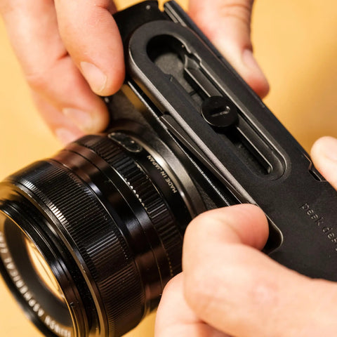 Micro Clutch I Plate Hand Strap For Mirrorless Cameras With Low Profile Finger Loop Battery Access ARCA Compatible Baseplate