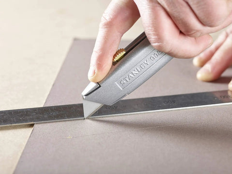 Everyday Utility Knife With Retractable Blade For Safe Precise Cutting In DIY Projects Cardboard Boxes And Craft Tasks
