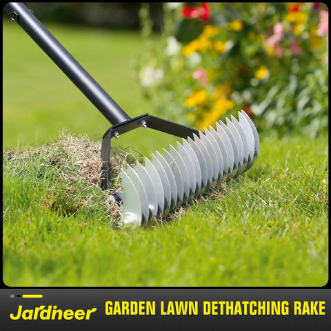 Long Handle Thatch Rake For Lawns With Adjustable Head Manual Dethatcher For Dead Grass Removal And Lawn Debris Ergonomic Rake
