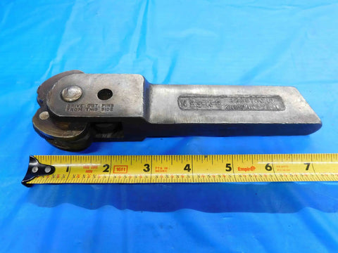 Heavy Duty Six Wheel Knurling Tool For Precision Metalworking One Point Three Five Five Inch Shank Dia on blue fabric background
