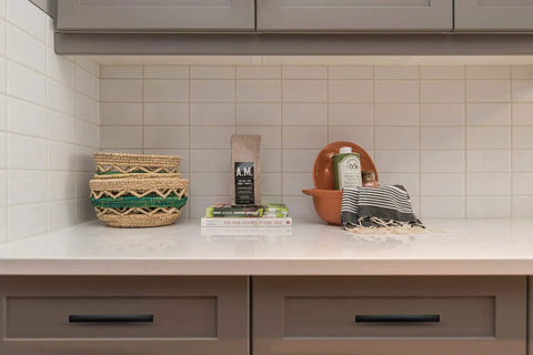 Kitchen counter with 60 Pack Curved Matte Black Cabinet Pulls 5 3 16 Inch Length 3 Inch Hole Center on drawers.