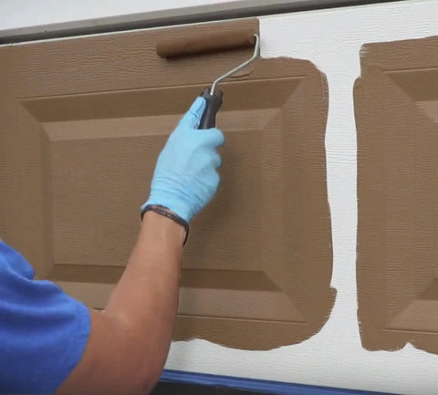 Wood Look Garage Door Paint Kit In English Oak Turns A Plain Door Into Real Wood Grain In A Two Step Morning Makeover With Easy Application And Durable Finish application process