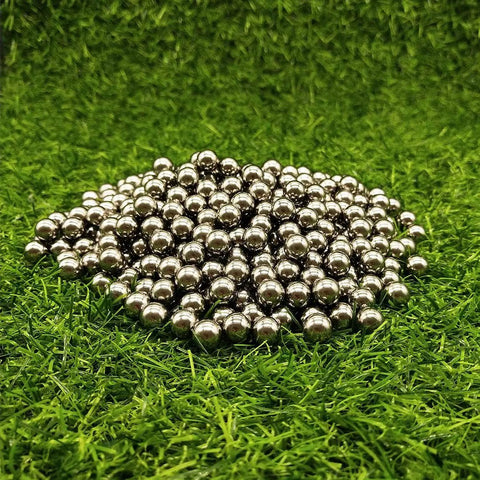 Six Hundred Pcs Seven Sixteenths Inch Steel Balls 11.11mm Precision Bearing Set for Slingshots Carbon Steel AISI 1015 600 Count Each Ball Weighs About 5.6g Silver Finish Beefy Power for Slingshot Action, 7/16 inch steel balls on grass