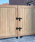 Heavy Duty Farm Gate Latch Set 6 Inch Flip Gate Latch For Barn Shed Sliding Doors And Cabinet 4 Pack Carbon Steel installed on a wooden gate
