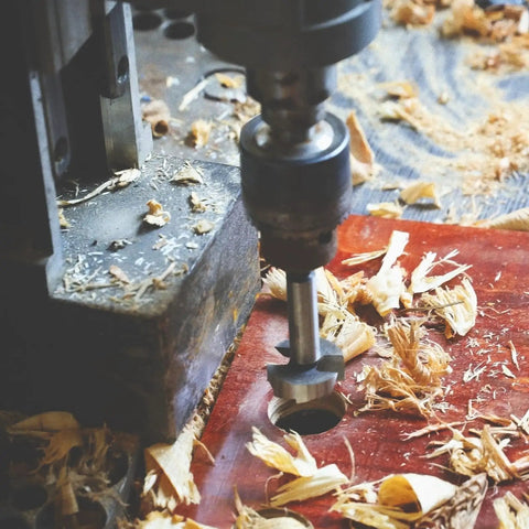 Close-up of Five Eighths Inch Forstner Drill Bit for Woodworking, Alloy Steel Hinge Cutter Bit with Hex Shank in action