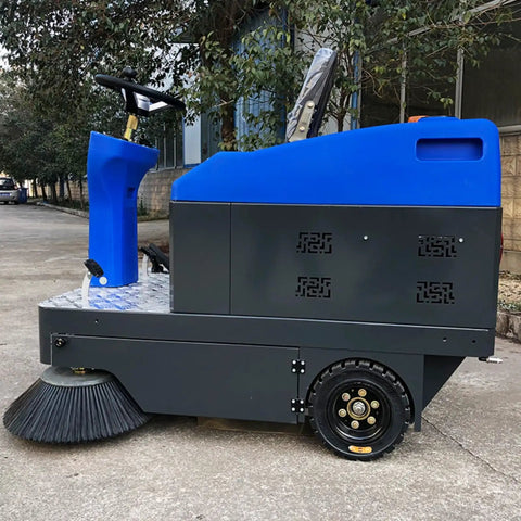 Premium Ride On Industrial Floor Sweeper For Warehouses Factories And Parking Lots Heavy Duty Commercial Cleaning Machine With Powerful Suction System For Large Spaces And Workshop Maintenance Needs