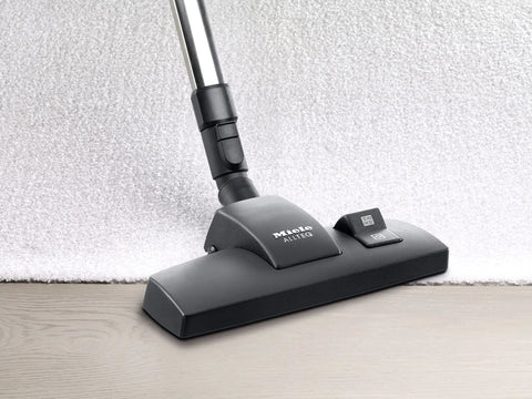 Go-To Smooth Floor And Low-Pile Carpet Combo Brush With Foot Switch For Quick Floor To Carpet Switch on vacuum cleaner