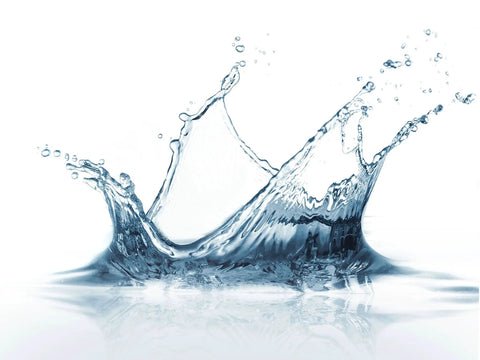 Splash of water with bubbles, illustrating purity and freshness for High Flow Coffee And Tea Filter System With Valve In Head Design And Quick Flip Cartridges For Smooth Sips Daily Toss That Funky Water Aftertaste Buildup Fast Setup Pro Gear Beverage Purifier Trusted By Home Brewers And Cafe Crews.