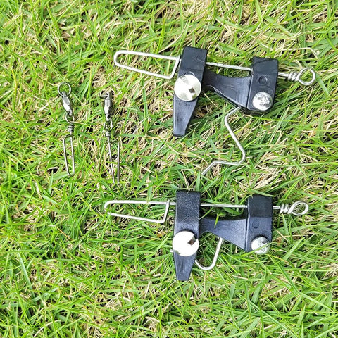 Two Pack Downrigger Release Clips With Ball Bearing Swivel For Outriggers And Kite Rigs, Smooth Line Release Arm, Precise Tension Adjuster, Durable Silver Finish, Great For Offshore Trolling Gear on grass