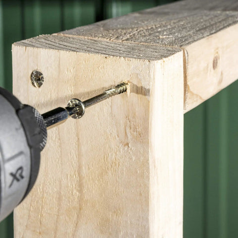 All Purpose Construction Screws 25 Pound Tub With About 1811 Pieces Size 9 x 3 Outdoor Wood Screws used in a drill