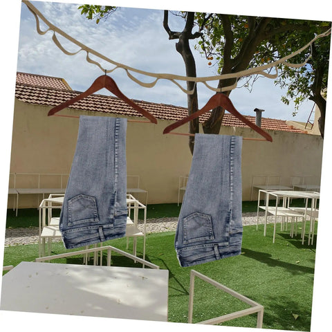 Outdoor Clothesline Rope Kit For Camping And Travel Non Slip Quick Fastening Drying Line with jeans on hangers outdoors