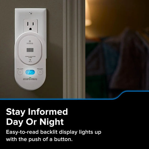 Smart Carbon Monoxide Detector With Plug In Design And AA Battery Backup, Real Time Notifications, plugged into wall outlet.
