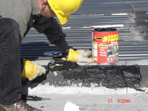 Rubber Flexx Liquid Rubber Coating Provides All Weather Leak Sealing And Waterproof Protection For Boats Roofs Tents Machinery Buildings Interiors And Exteriors In A Single Quart Black