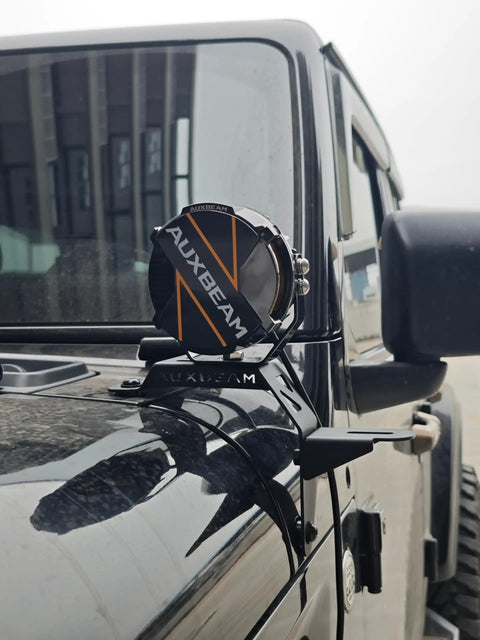 Dual A Pillar LED Pods Off Road Mounting Brackets Set For Wrangler JL And JK No Drill Easy Bolt On Brackets Pack Of 2 with pod attached