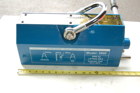 Top Shelf 2000Kg Magnetic Lifter Four Thousand Four Hundred Pound Steel Grabber Hoist with control dial for lifting.