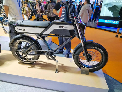 Air Suspension Front Fork For 20 Inch 4.0 Fat Tire Bikes And Ebikes 135mm Spacing One Eighth Inch Straight Tube Manual Lockout 9mm QR MTB Mountain Snow Beach Cruiser Front Fork on display